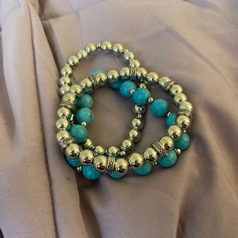 Bracelet set just opened them